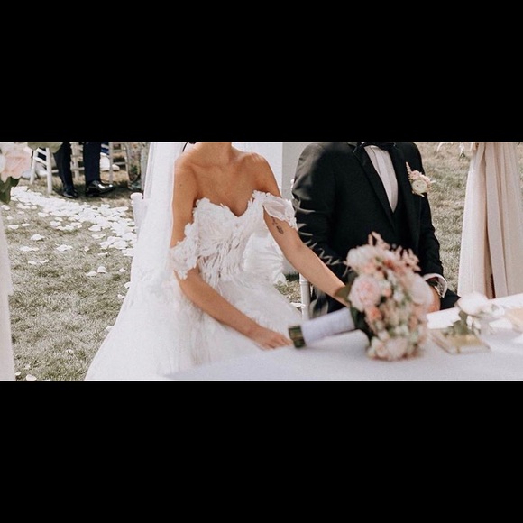 SOLD-Designer Wedding Dress - Picture 5 of 7